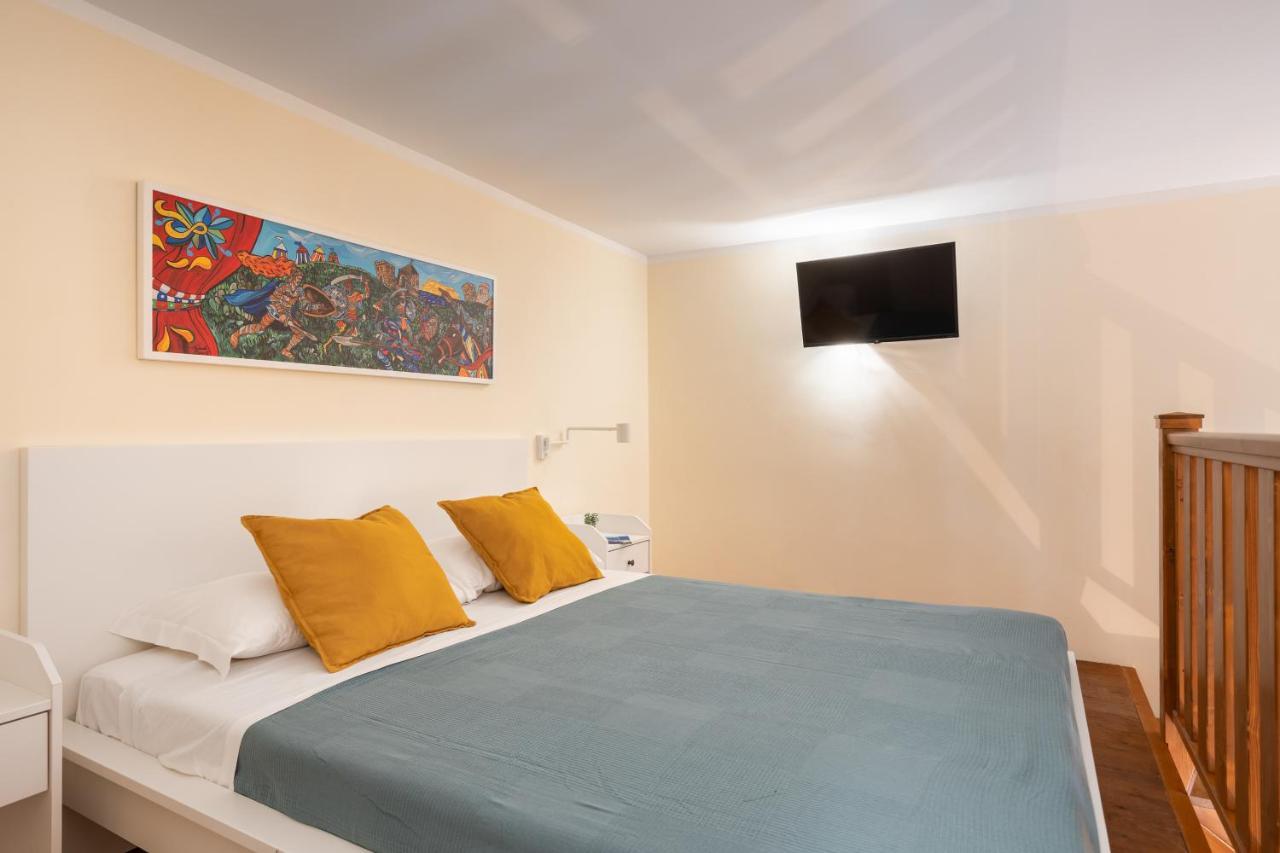 Open Sicily Residence - Central Apartments Near Quattro Canti Palerme Extérieur photo